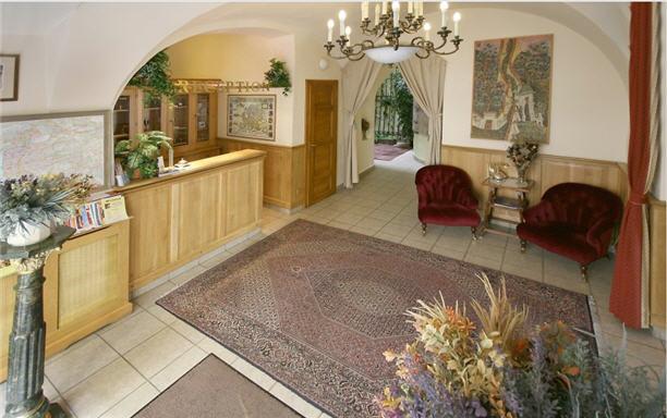 Golden Star 4* Praga