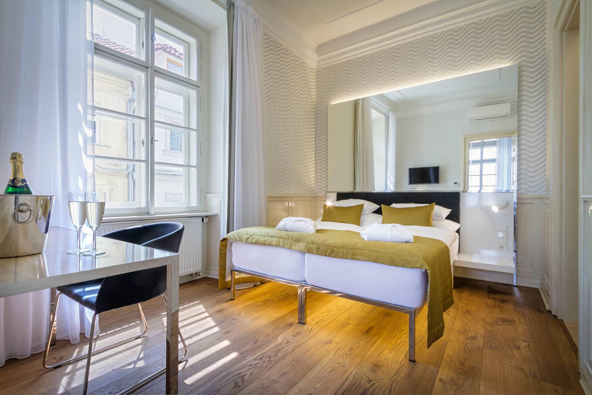 Golden Star 4* Praga