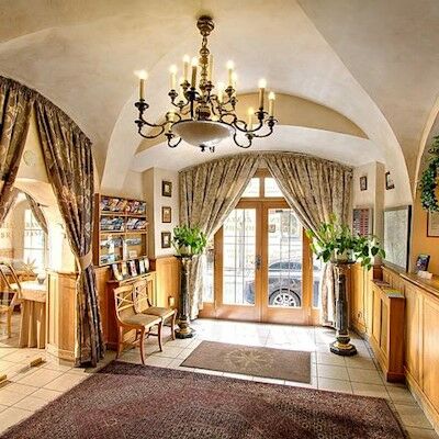 Golden Star Praga